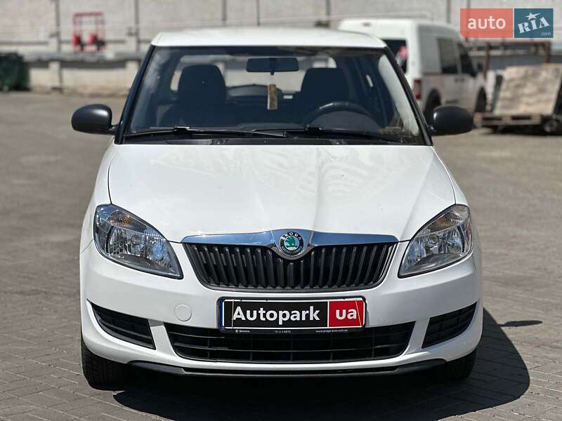 Хэтчбек Skoda Fabia 2011 в Одессе
