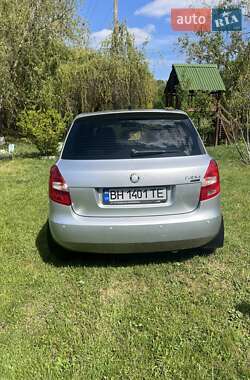 Хэтчбек Skoda Fabia 2008 в 
