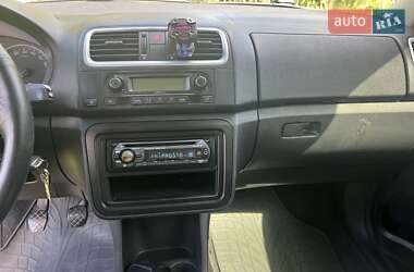Хэтчбек Skoda Fabia 2008 в 