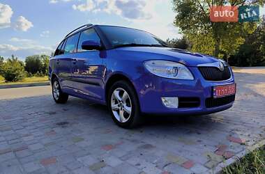 Универсал Skoda Fabia 2009 в Решетиловке