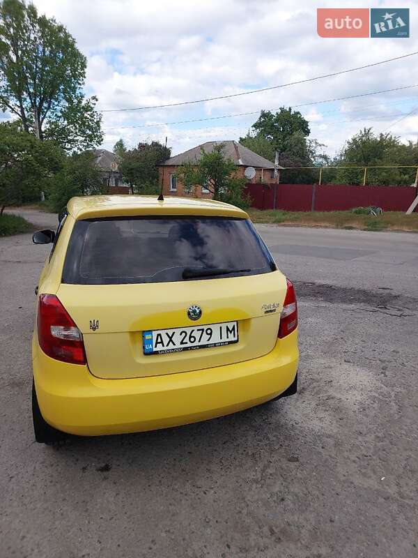 Хетчбек Skoda Fabia 2008 в Харкові
