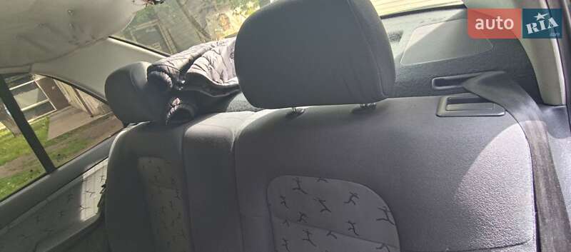 Седан Skoda Fabia 2003 в Одесі