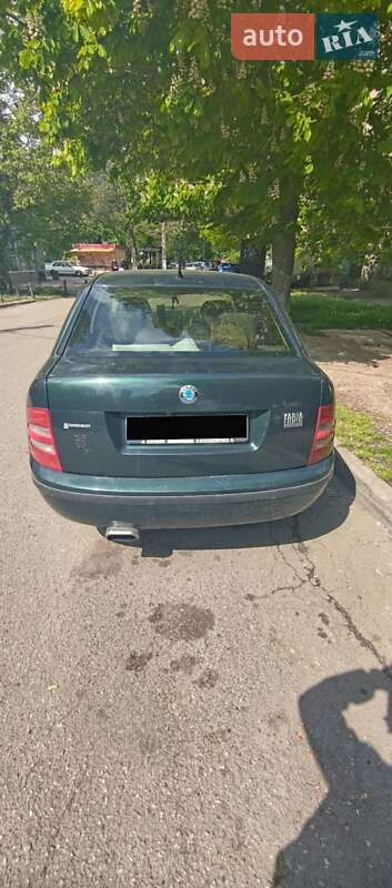 Седан Skoda Fabia 2003 в Одесі