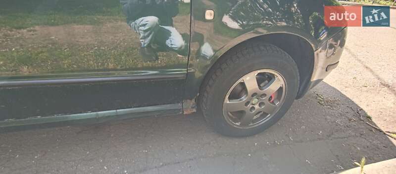 Седан Skoda Fabia 2003 в Одесі
