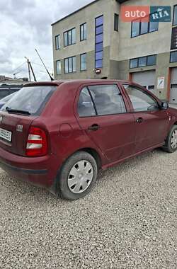 Хетчбек Skoda Fabia 2004 в 