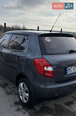 Хетчбек Skoda Fabia 2007 в 