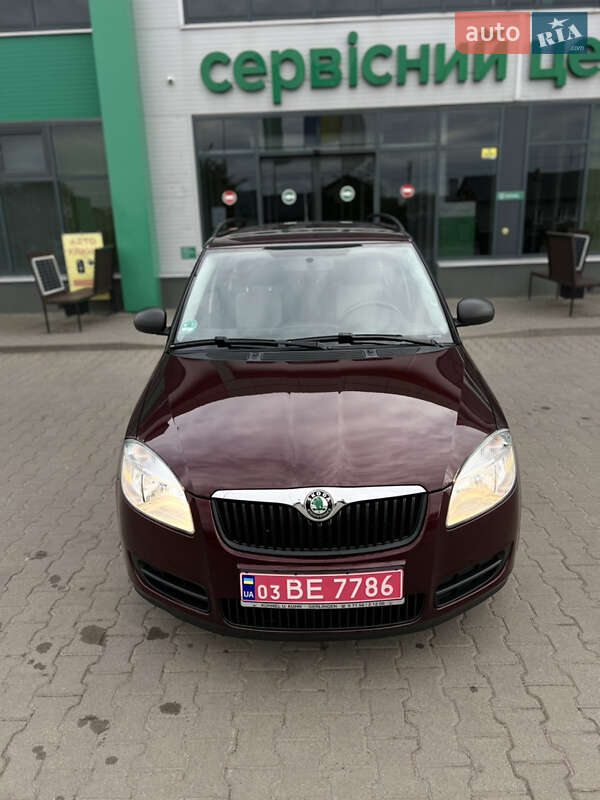 Універсал Skoda Fabia 2010 в Нововолинську