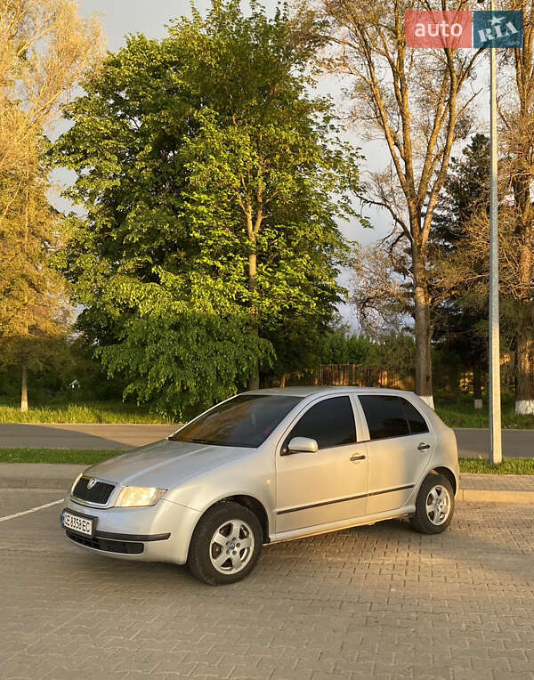 Хетчбек Skoda Fabia 2004 в 