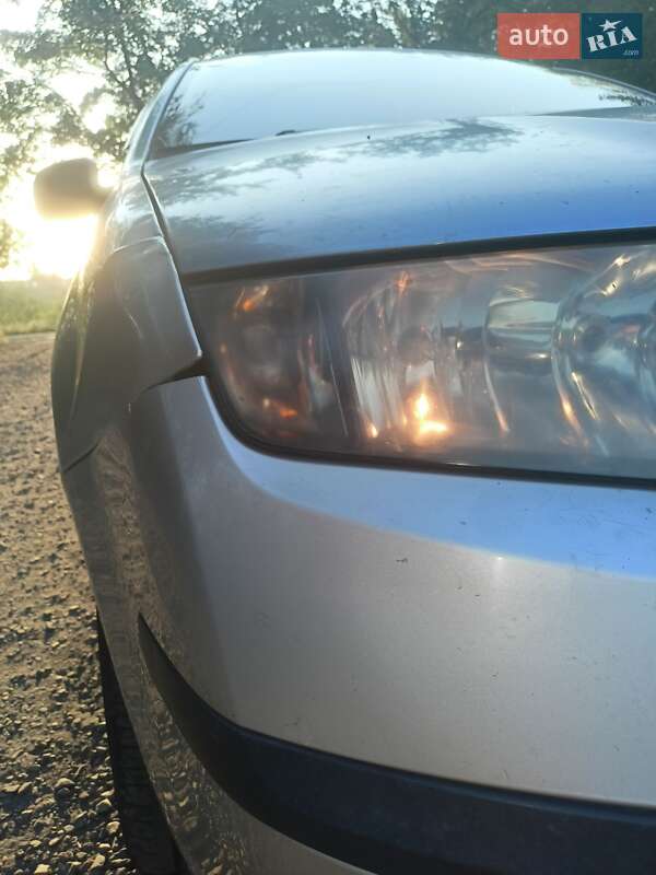 Седан Skoda Fabia 2006 в Кривом Роге