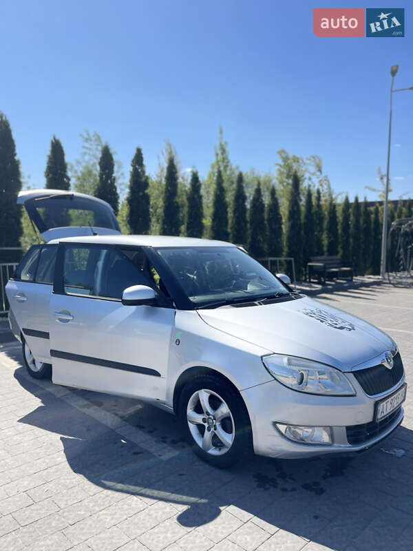 Універсал Skoda Fabia 2012 в Надвірній
