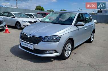 Хэтчбек Skoda Fabia 2020 в Киеве