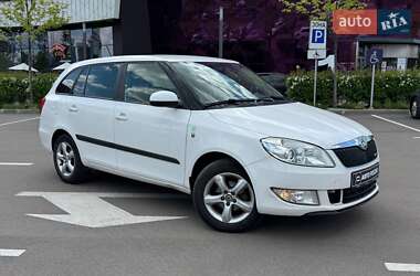 Універсал Skoda Fabia 2012 в Києві