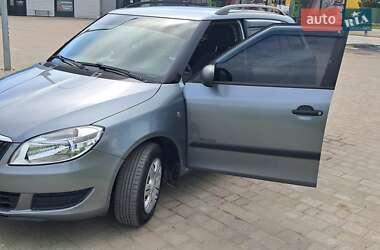 Универсал Skoda Fabia 2012 в 