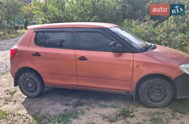 Хэтчбек Skoda Fabia 2008 в 