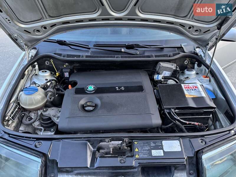 Універсал Skoda Fabia 2004 в Києві