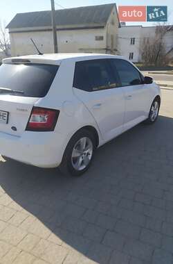 Хетчбек Skoda Fabia 2016 в 