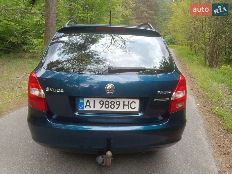 Універсал Skoda Fabia 2013 в Києві