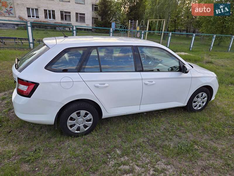 Универсал Skoda Fabia 2017 в Шостке