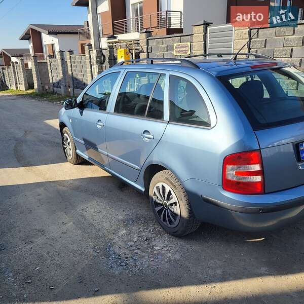 Универсал Skoda Fabia 2007 в Ровно