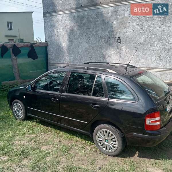 Універсал Skoda Fabia 2006 в Луцьку