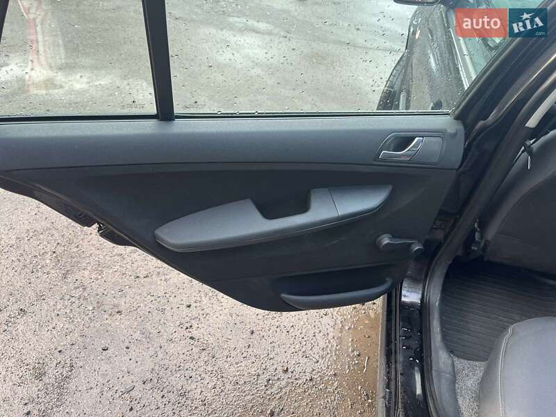 Універсал Skoda Fabia 2007 в Львові