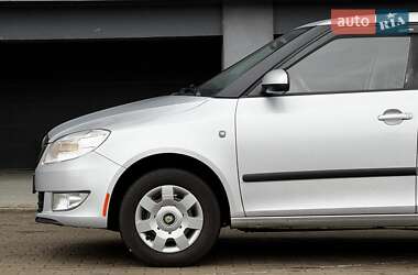 Хэтчбек Skoda Fabia 2013 в 