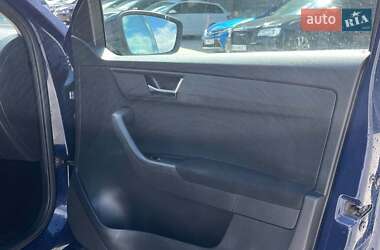 Хэтчбек Skoda Fabia 2016 в 