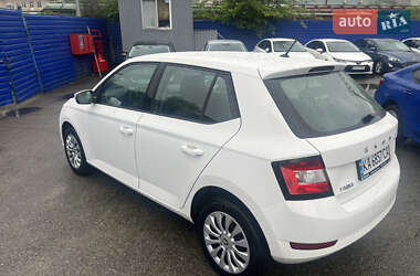 Хэтчбек Skoda Fabia 2021 в 