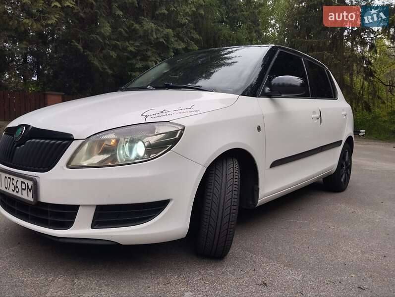 Хэтчбек Skoda Fabia 2011 в Березане фото 5 Хэтчбек Skoda Fabia 2011 в Березане