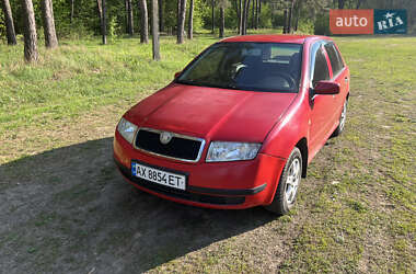 Хетчбек Skoda Fabia 2004 в 