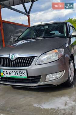Хетчбек Skoda Fabia 2011 в Кам'янці