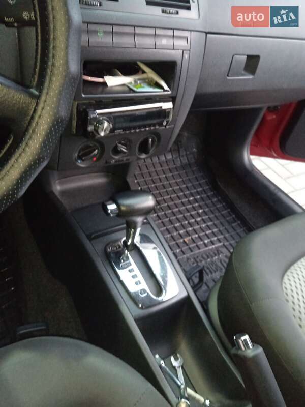 Хетчбек Skoda Fabia 2003 в Вінниці фото 9 Хетчбек Skoda Fabia 2003 в Вінниці