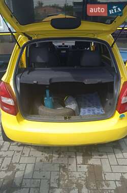 Хетчбек Skoda Fabia 2008 в 