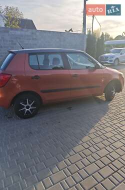 Хэтчбек Skoda Fabia 2009 в 