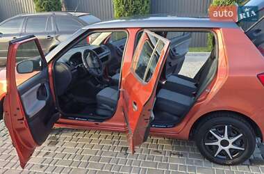 Хэтчбек Skoda Fabia 2009 в 