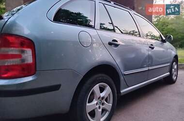 Универсал Skoda Fabia 2005 в Кривом Роге