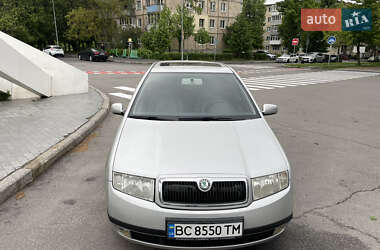 Хэтчбек Skoda Fabia 2001 в 