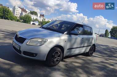 Хетчбек Skoda Fabia 2008 в Києві
