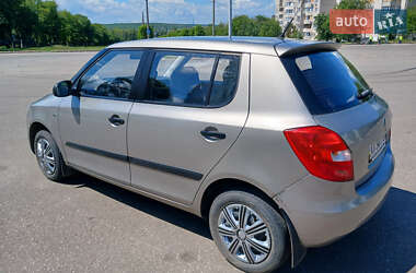 Хэтчбек Skoda Fabia 2008 в 