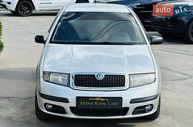 Хэтчбек Skoda Fabia 2007 в 