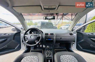 Хэтчбек Skoda Fabia 2007 в 