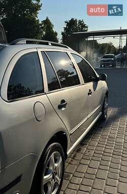 Универсал Skoda Fabia 2004 в 