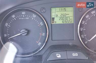 Хэтчбек Skoda Fabia 2010 в 