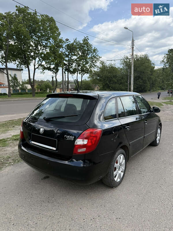 Универсал Skoda Fabia 2008 в Сумах