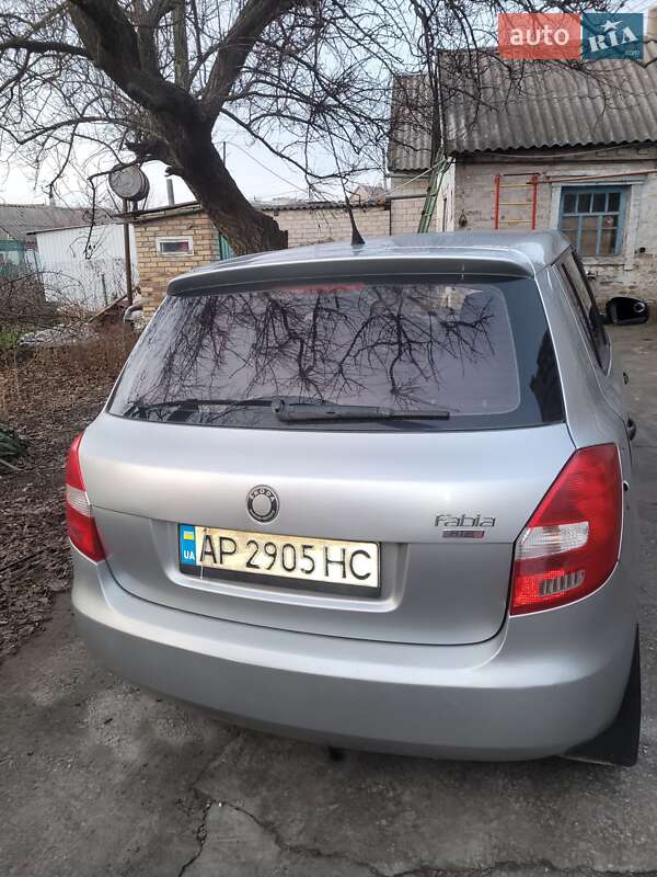 Хетчбек Skoda Fabia 2008 в Запоріжжі