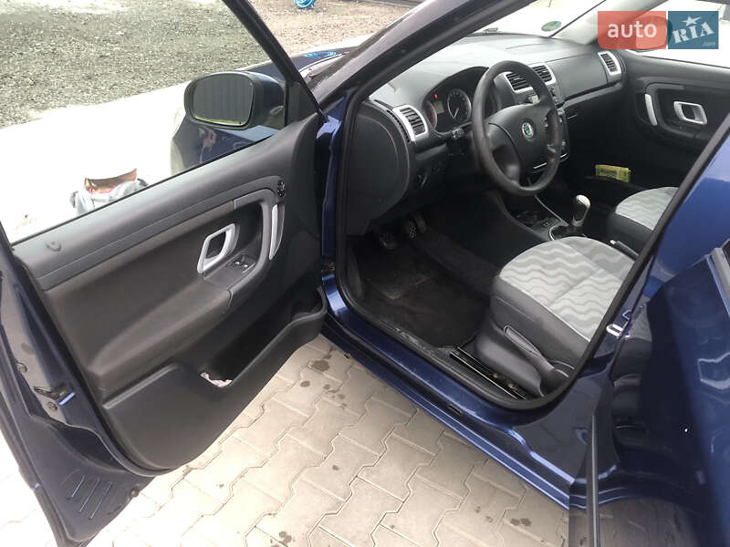 Універсал Skoda Fabia 2009 в Луцьку