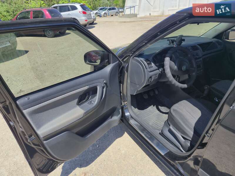 Универсал Skoda Fabia 2010 в Запорожье