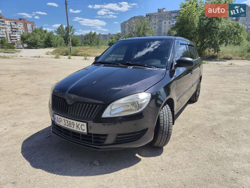 Универсал Skoda Fabia 2010 в Запорожье