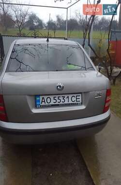 Седан Skoda Fabia 2007 в Хусті