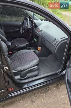 Универсал Skoda Fabia 2004 в 